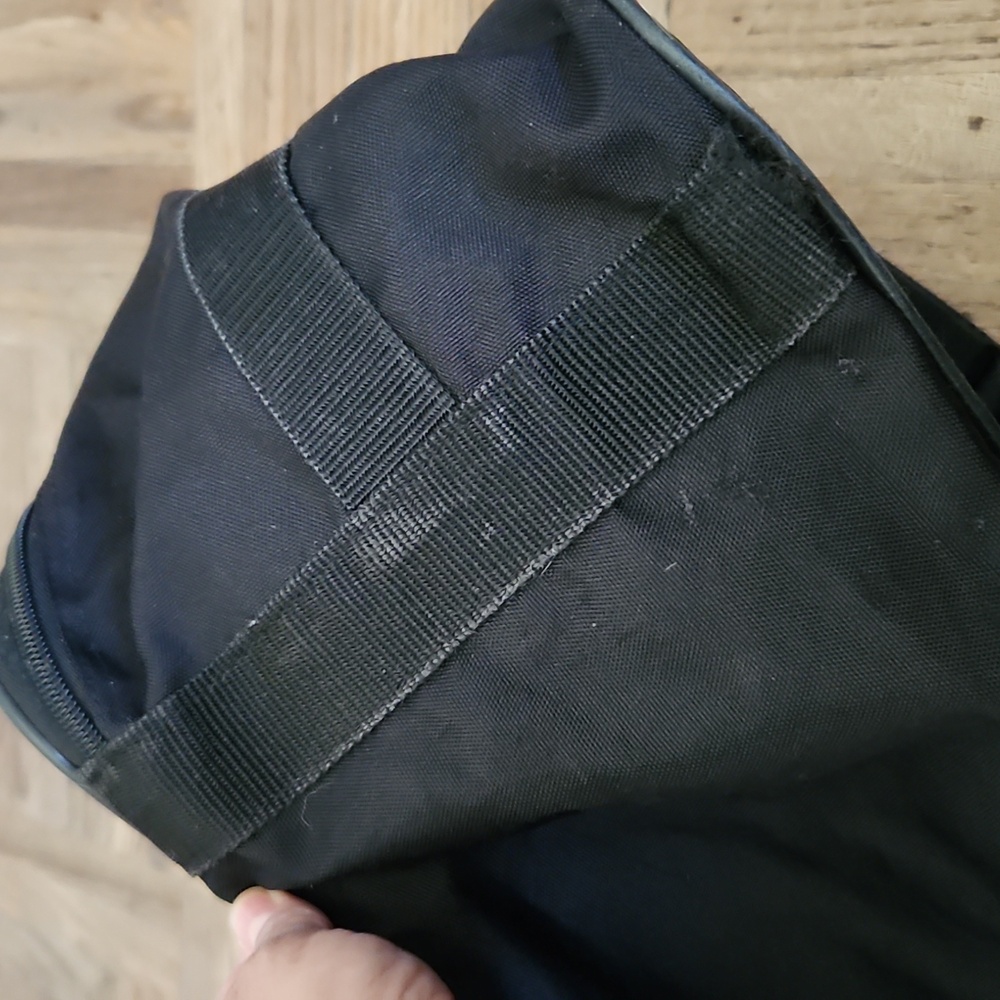 Nike Black Men's Large Basketball Sports Bag - Picture 9 of 11